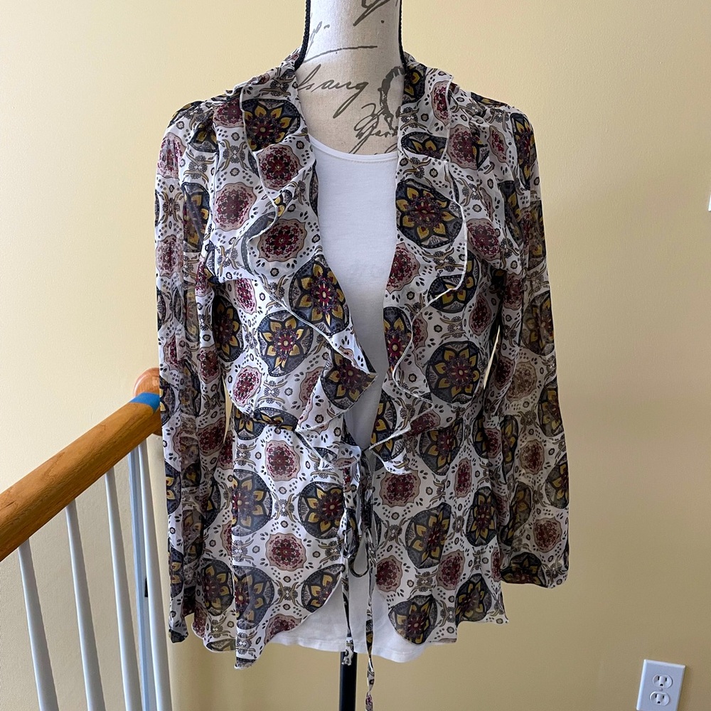 Promesa geo print ruffle detail topper with waist tie